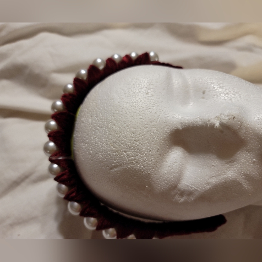 NWT OVERSIZED FAUX PEARL BURGUNDY VELVET HEADBAND HAIR HAT VEIL FASCINATOR - Picture 4 of 7